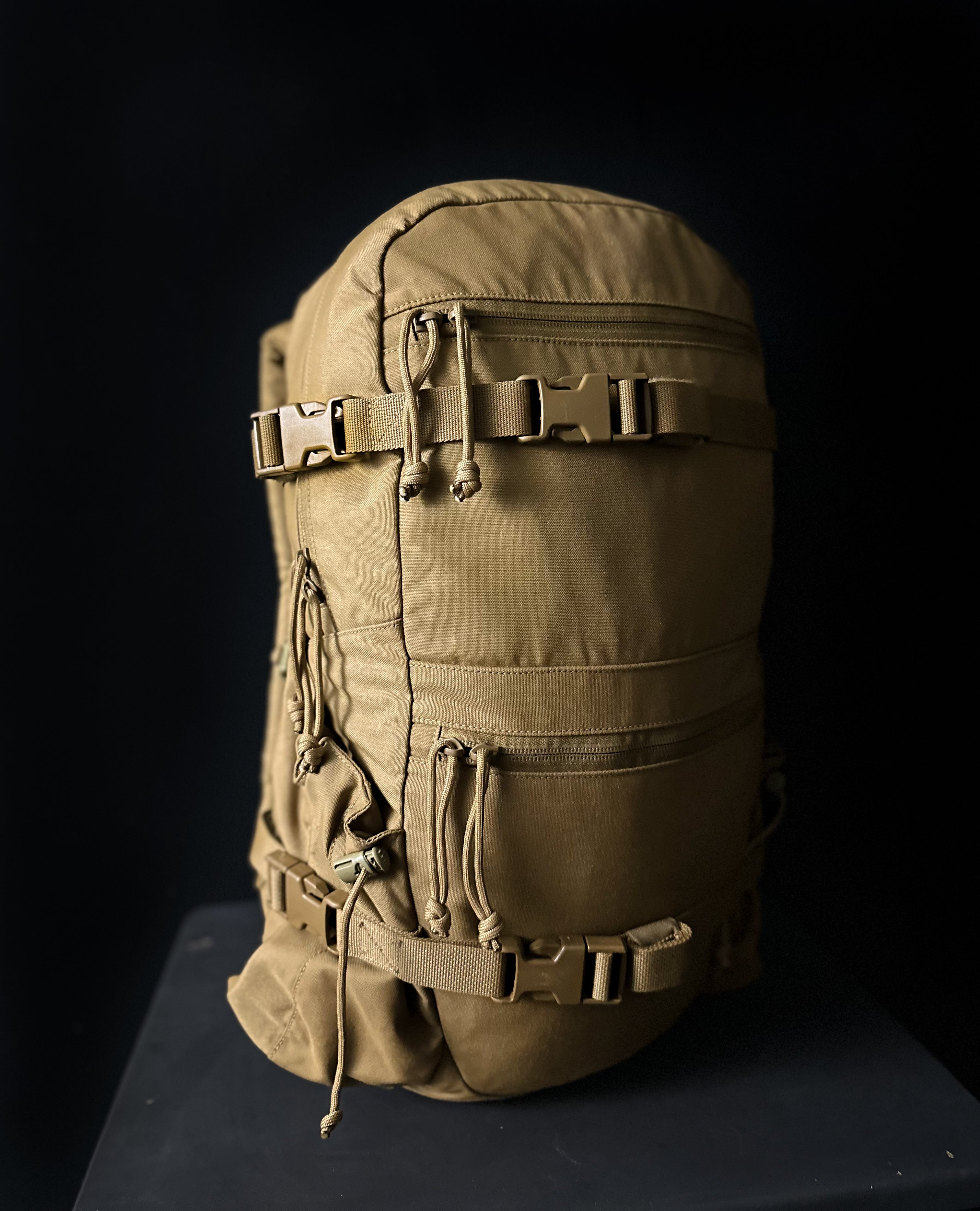 Ruckmule mfg company helix v2 edc day pack backpack hiking outdoor backpack every day carry