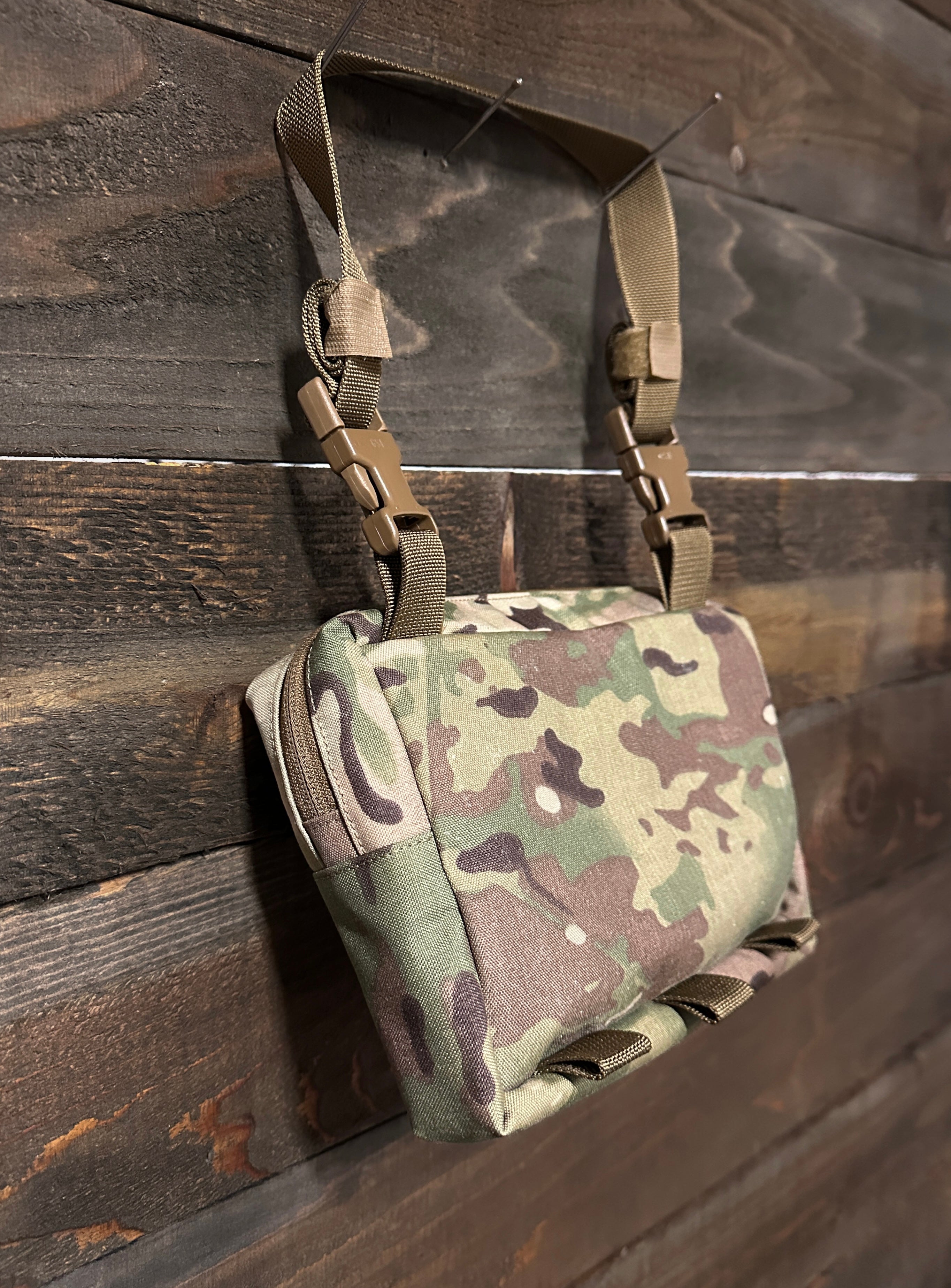 Headrest Scrambler Pouch