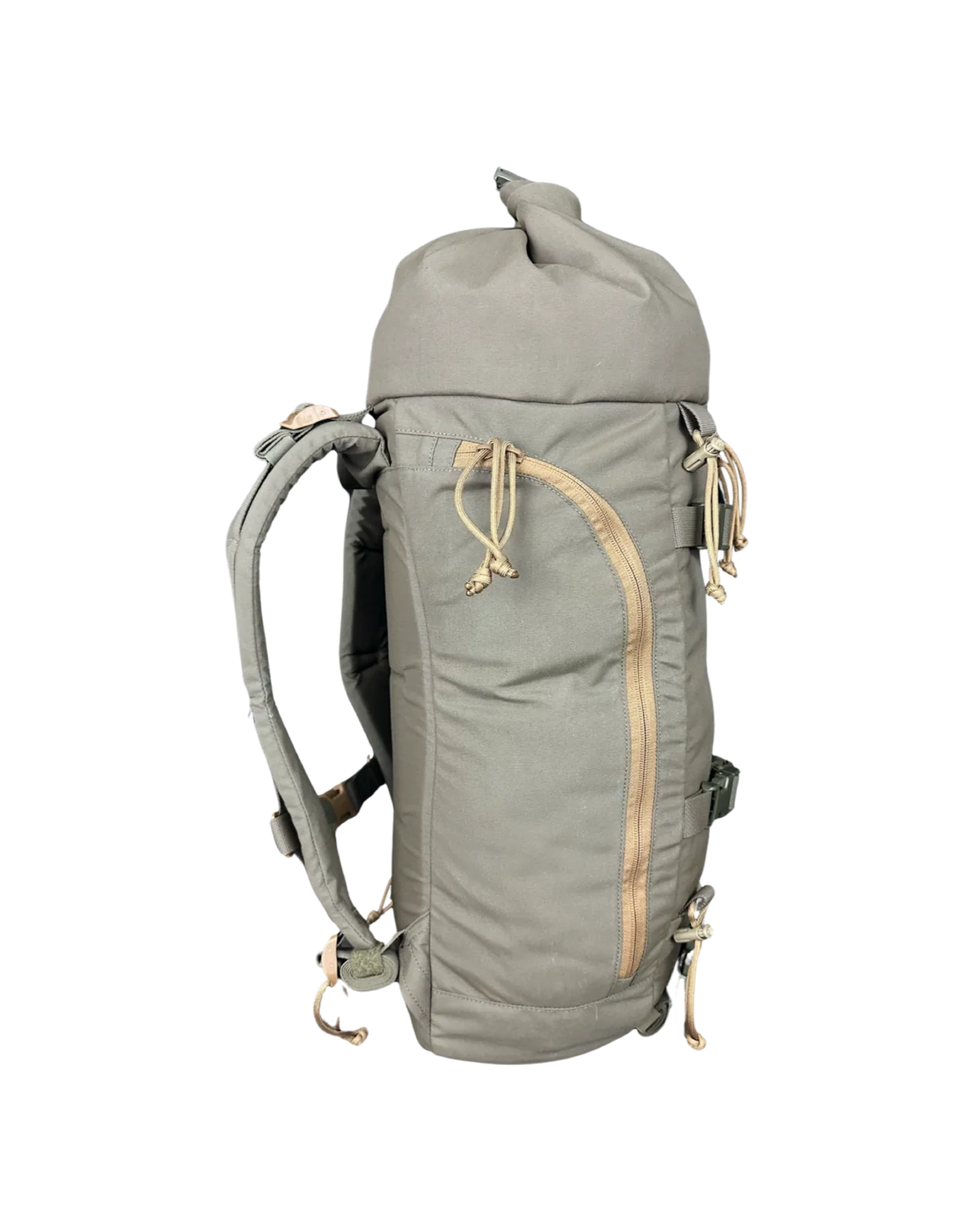 Ruckmule mfg company rainier backpack day pack roll top